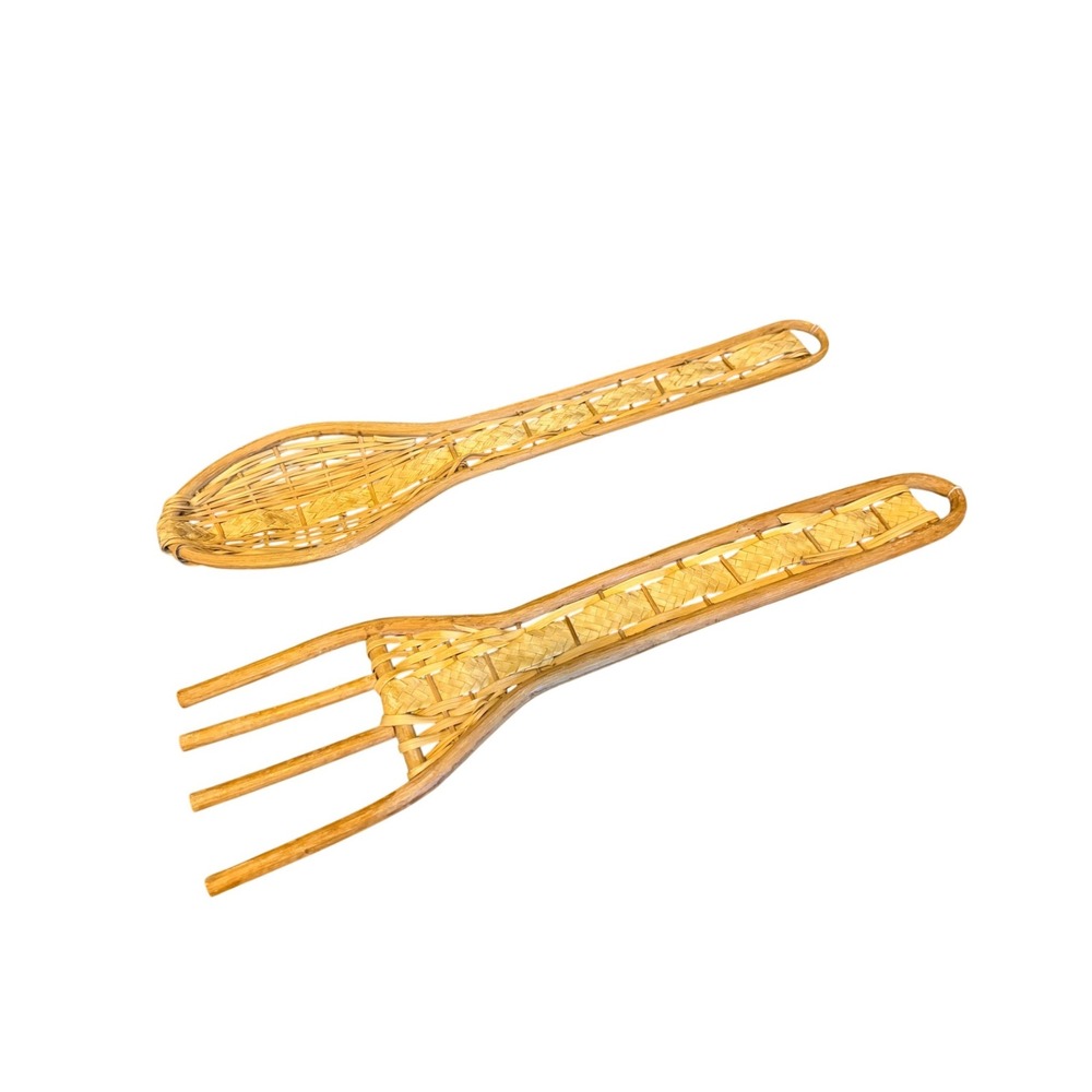 Vintage Woven Wicker Spoon and Fork Wall Decor Set Boho Tiki Kitchen Art 15 Inch